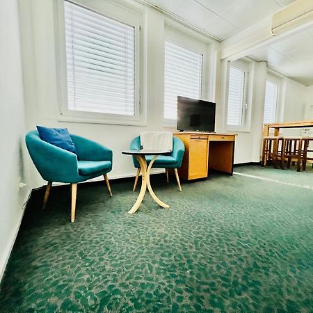 Kobra Room Fuer 4 Personen Spielberg Bei Knittelfeld Екстериор снимка