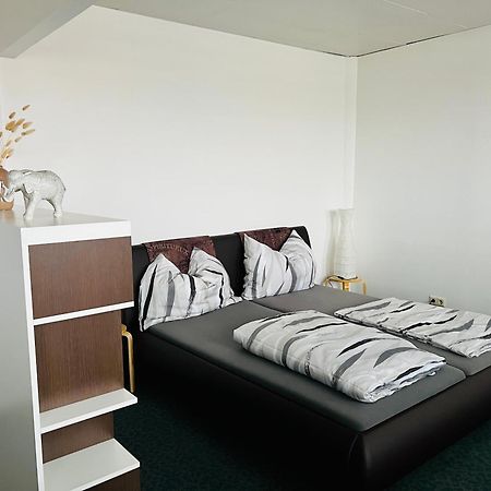 Kobra Room Fuer 4 Personen Spielberg Bei Knittelfeld Екстериор снимка